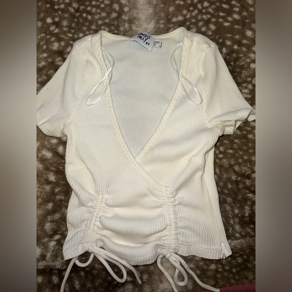 Small white top size 4
